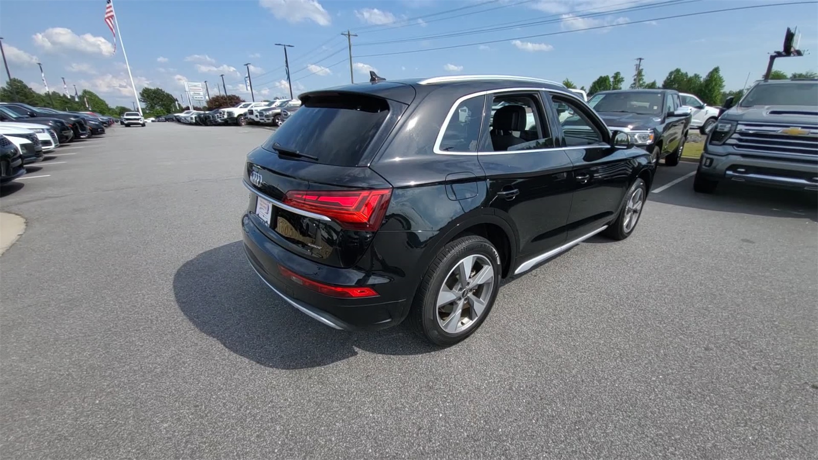 2023 Audi Q5 40 Premium photo 3