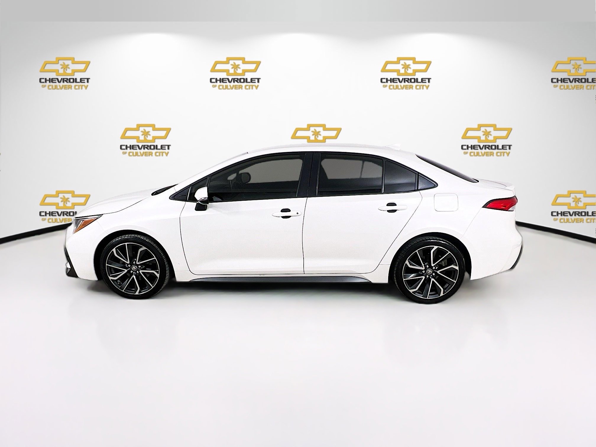 2021 Toyota Corolla SE photo 4
