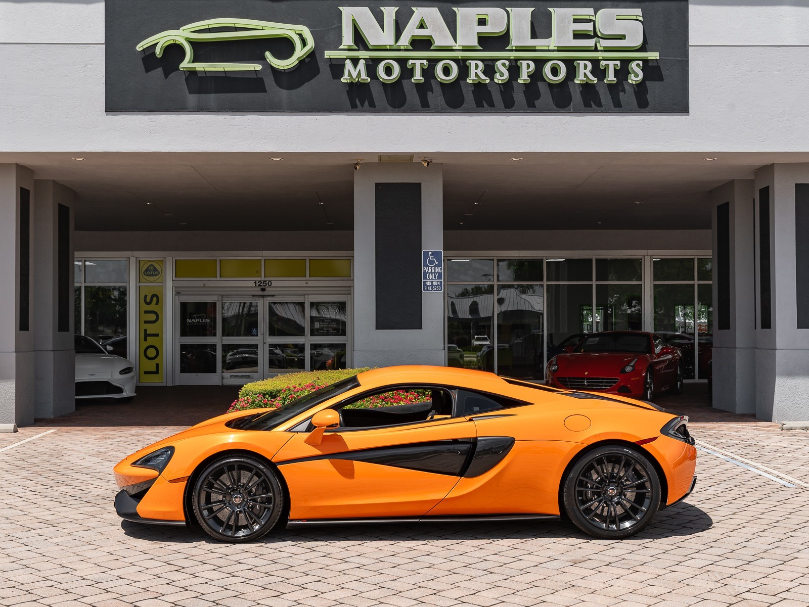2016 Mclaren 570S Coupe S photo 27
