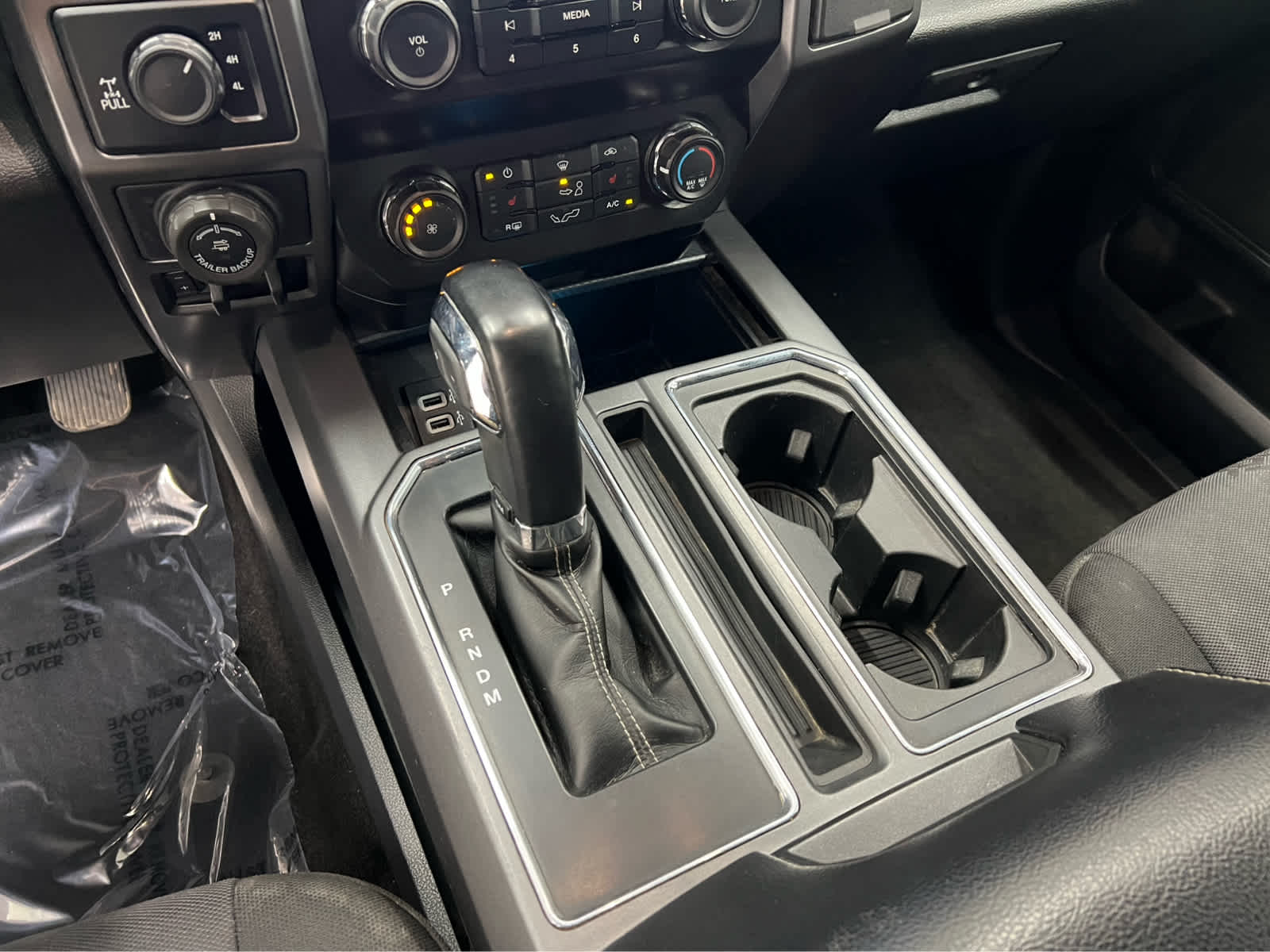 2020 Ford F-150 XLT photo 24