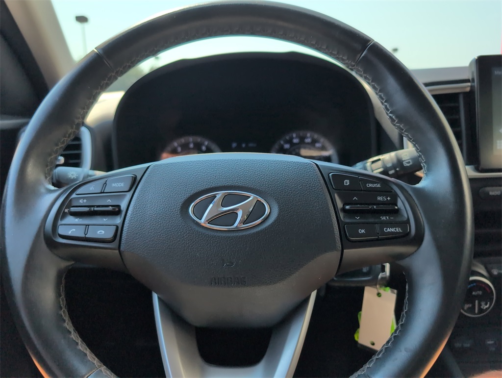 2021 Hyundai Venue SEL Denim photo 15