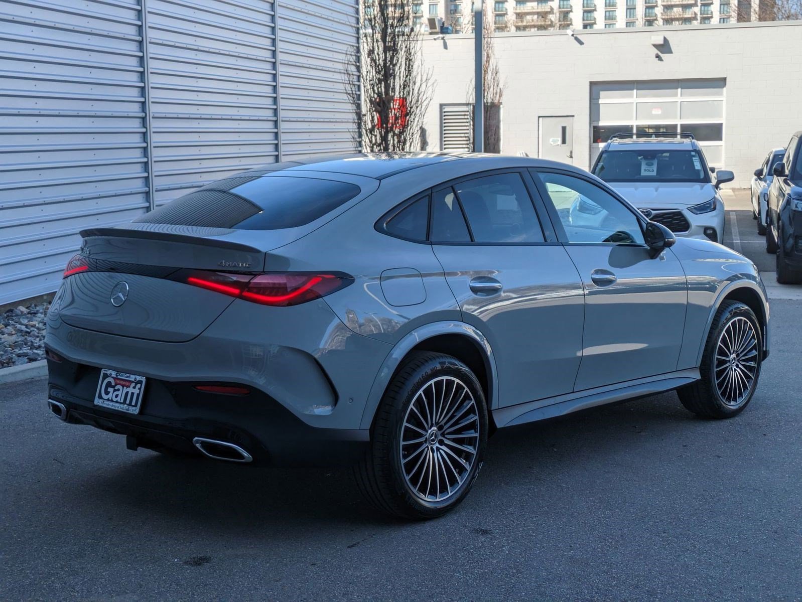 2025 Mercedes Benz GLC 300 4MATIC photo 3