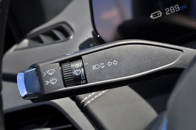 2025 Chevrolet Silverado EV LT photo 18