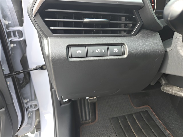 2024 Nissan Altima 2.5 SR photo 11