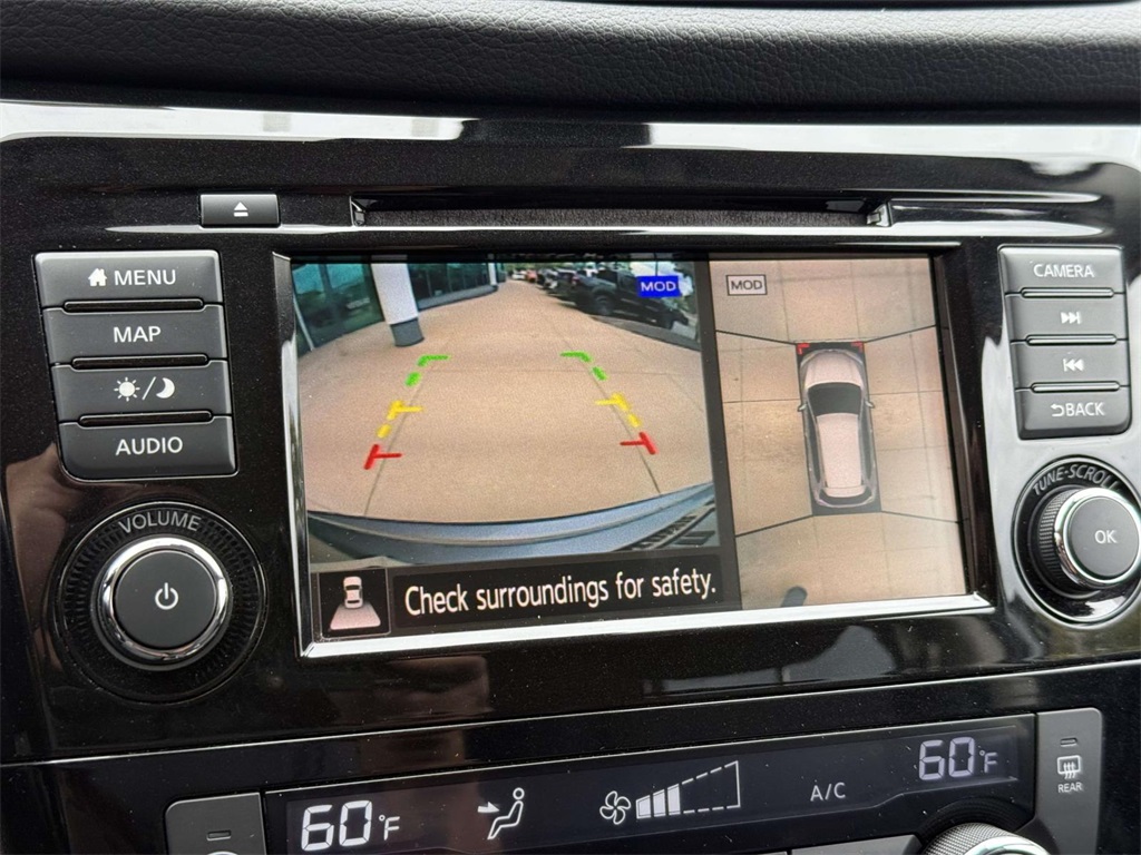 2019 Nissan Rogue SV photo 30