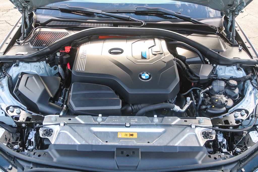 2023 Bmw 330e photo 25