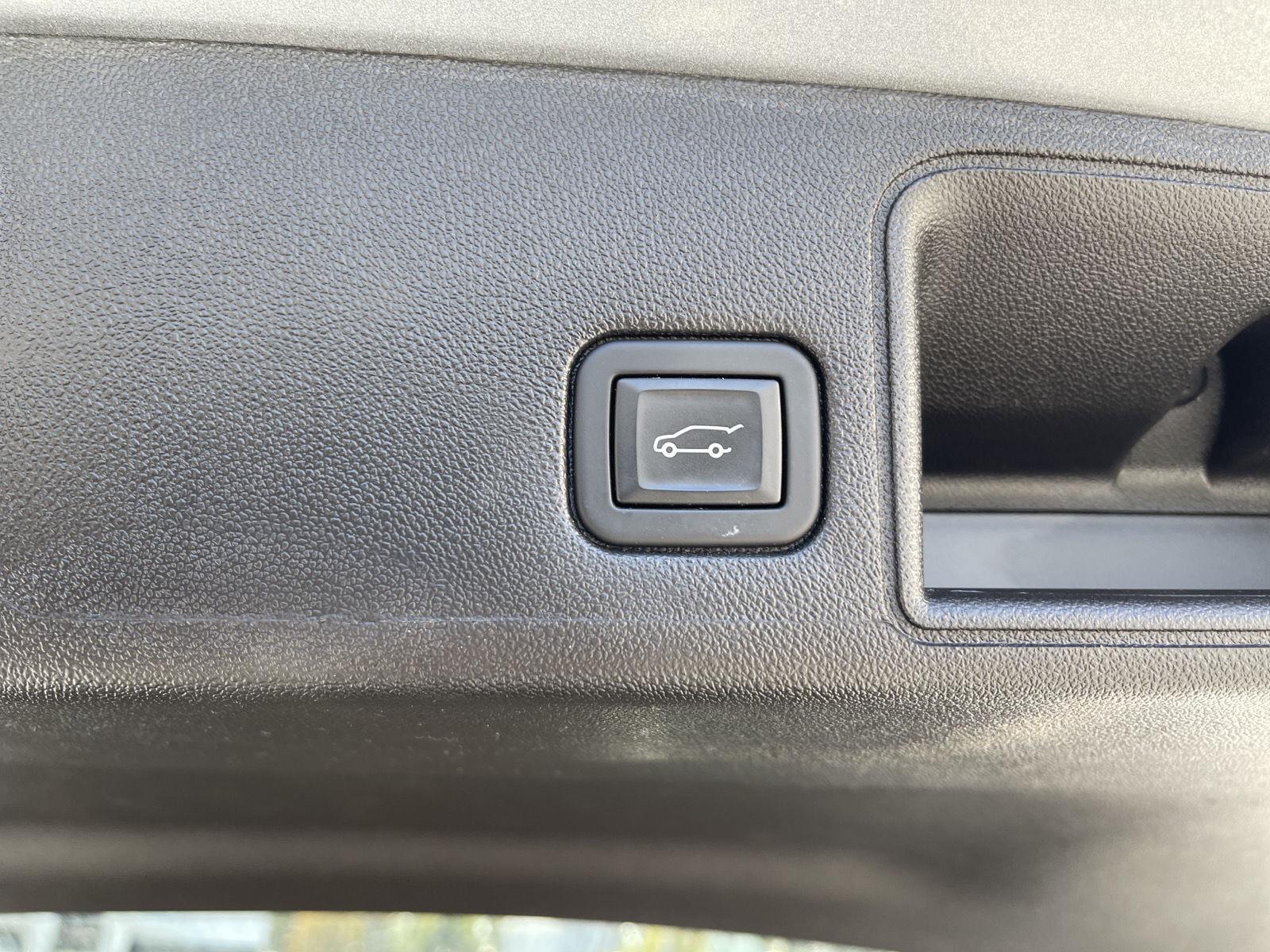 2024 Gmc Terrain Denali photo 18