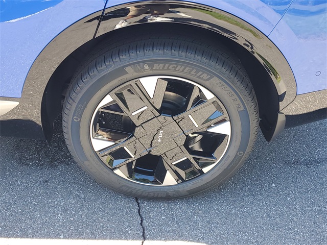 2026 Kia Sportage photo 2