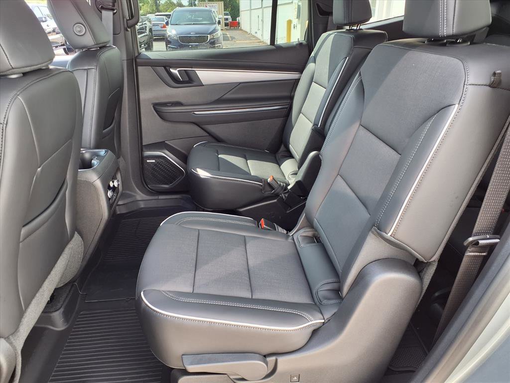 2026 Buick Enclave Preferred photo 6