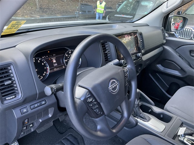 2022 Nissan Frontier S photo 11