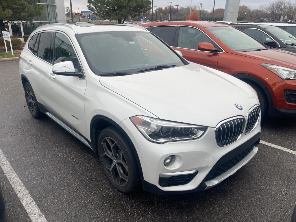 Used 2017 BMW X1 28i with VIN WBXHT3C34H5F82058 for sale in Kansas City