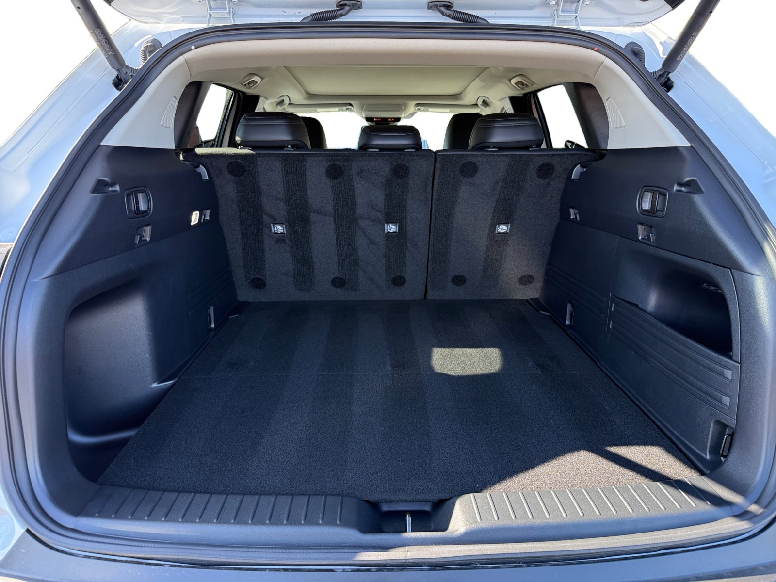 2025 Mazda CX-50 Premium Plus photo 17