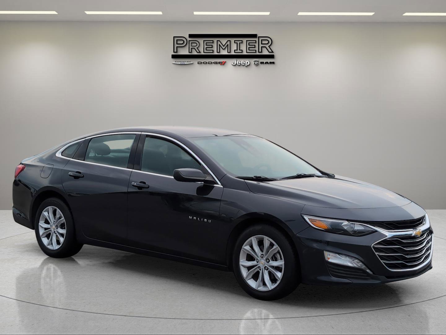 2023 Chevrolet Malibu 1LT photo 3