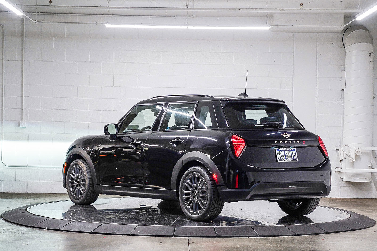 2026 Mini Cooper 4 Door Hardtop S photo 4