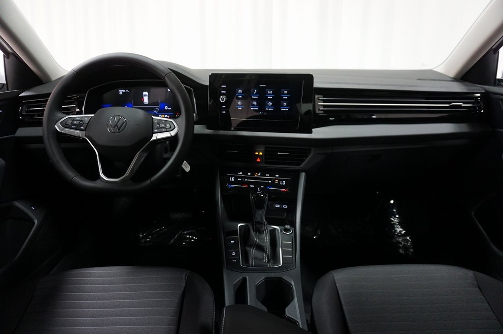 2025 Volkswagen Jetta 1.5T S photo 12