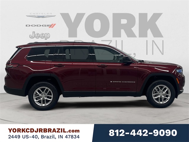 2025 Jeep Grand Cherokee Laredo photo 4