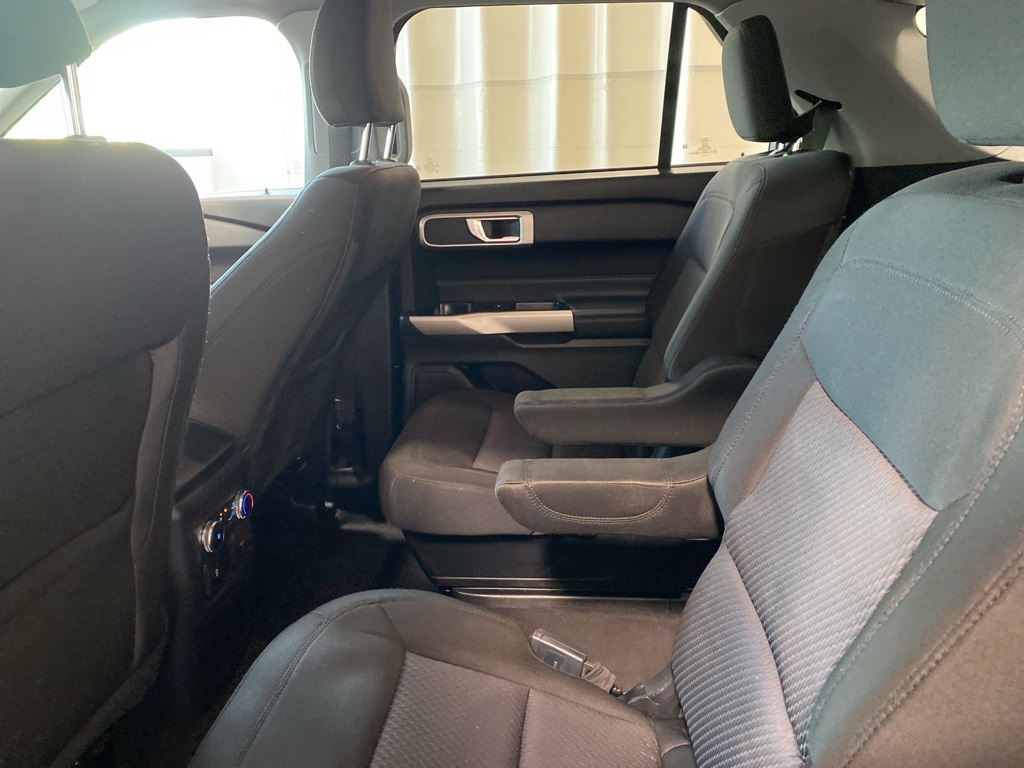 2022 Ford Explorer XLT photo 8
