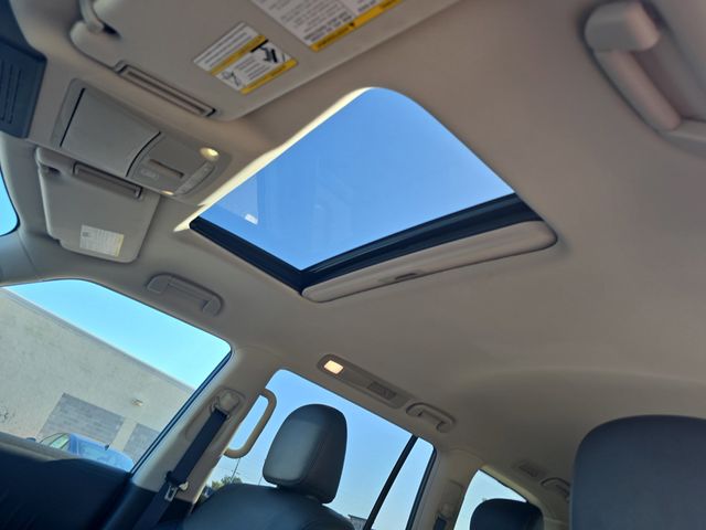 2024 Nissan Armada SL photo 28