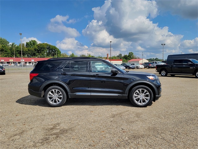 2022 Ford Explorer XLT photo 4