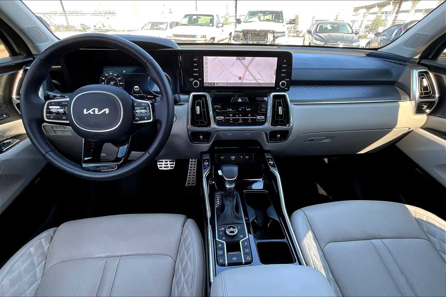 2023 Kia Sorento SX Prestige photo 25