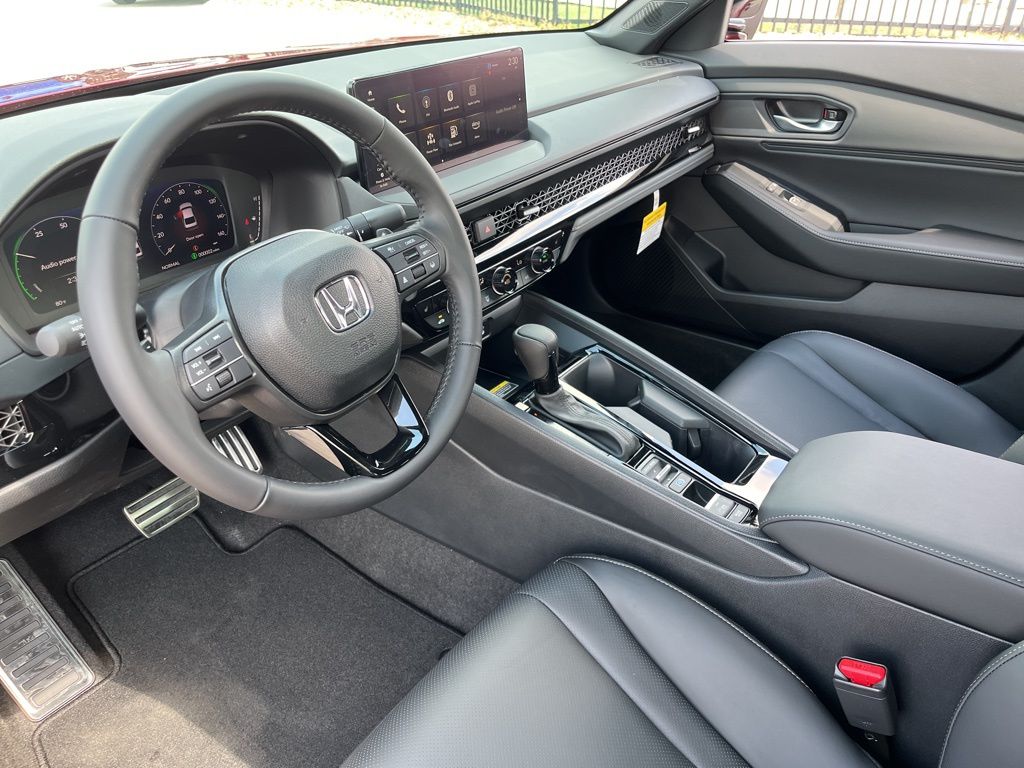 2025 Honda Accord Hybrid Sport-L photo 10