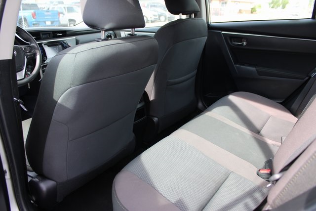 2019 Toyota Corolla LE photo 27