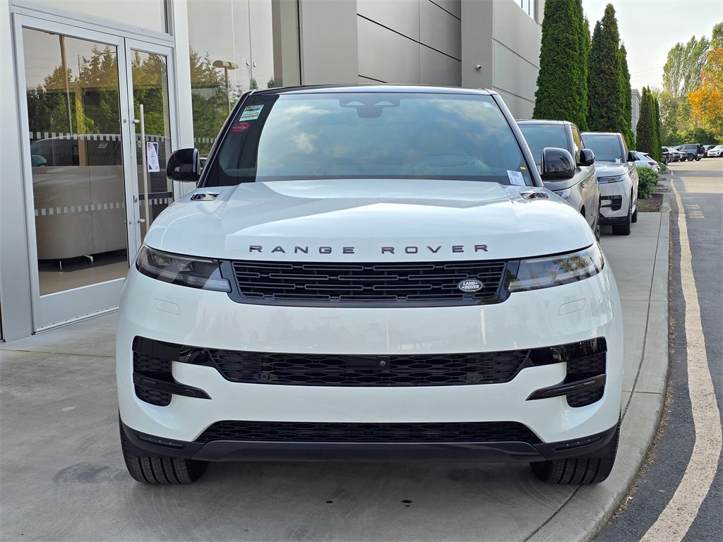 2025 Land Rover Range Rover Sport SE photo 3