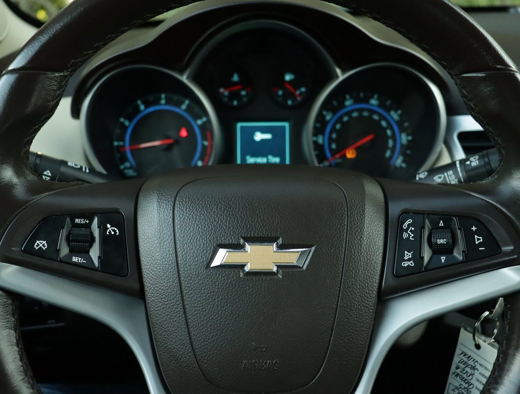 2015 Chevrolet Cruze LT photo 10