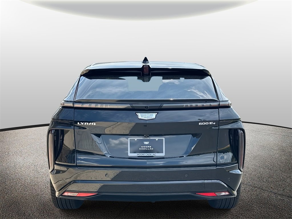 2025 Cadillac Lyriq Sport photo 3