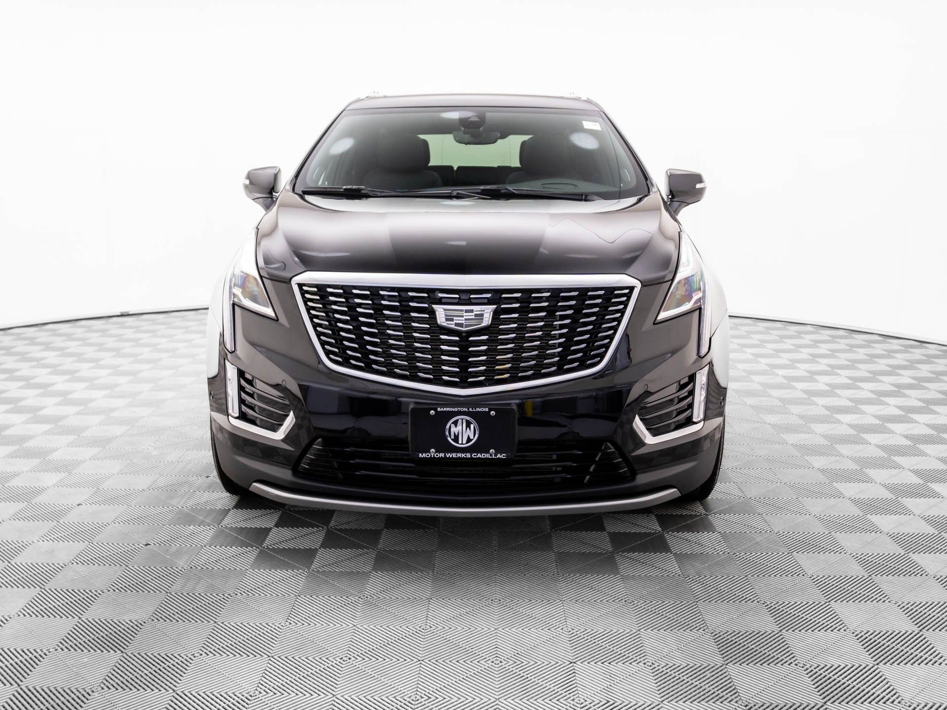 2024 Cadillac XT5 Premium Luxury photo 2