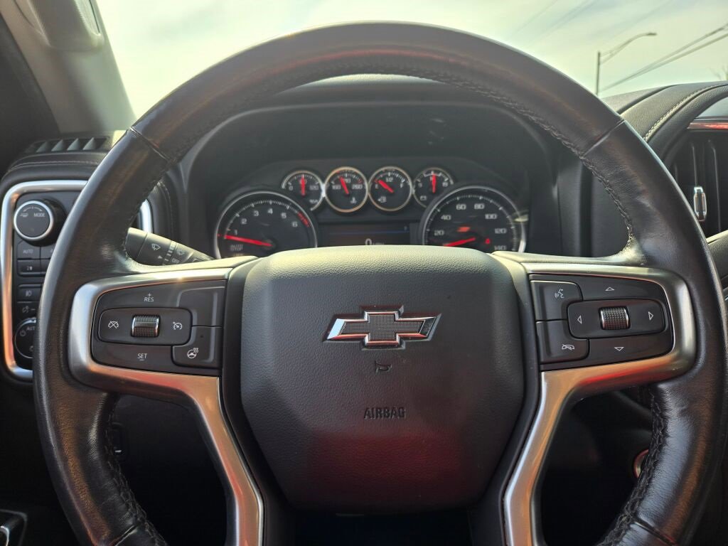 2020 Chevrolet Silverado 1500 RST photo 27