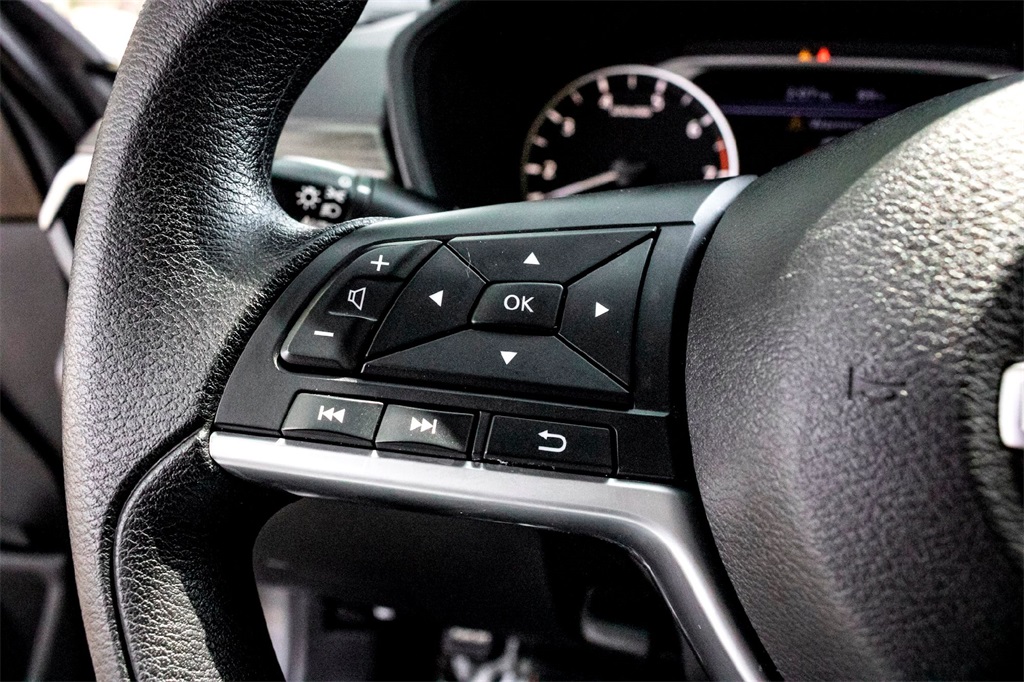 2025 Nissan Altima 2.5 SV photo 18