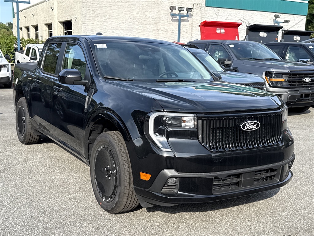 2025 Ford Maverick Lobo's photo