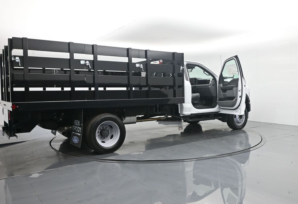 2024 Ford F-450 Chassis XL