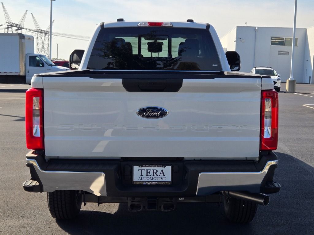 2025 Ford F-250 XL photo 11
