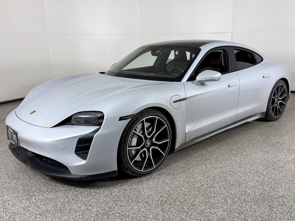 2024 Porsche Taycan S's photo