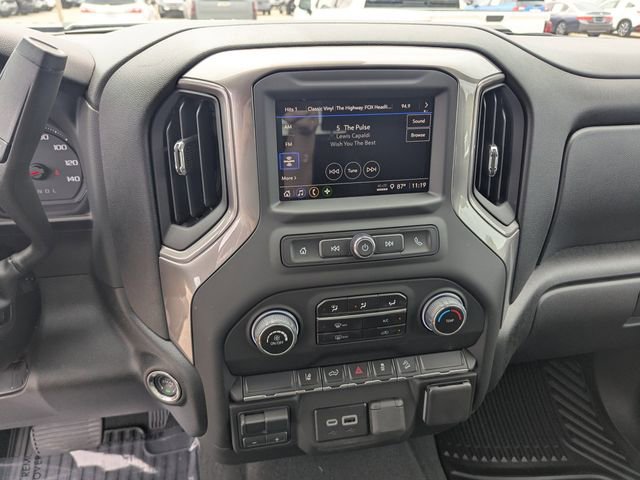 2025 Chevrolet Silverado 2500HD Custom photo 18