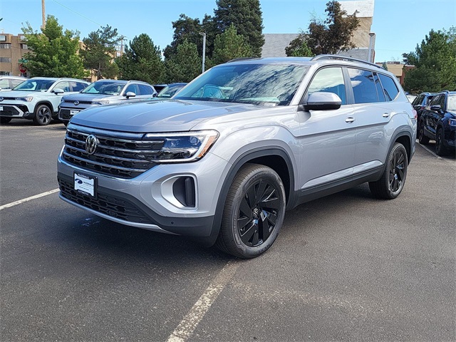 2025 Volkswagen Atlas SE Technology photo 9