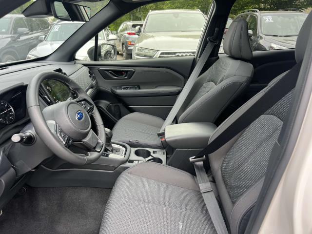 2025 Subaru Forester Premium Base photo 12