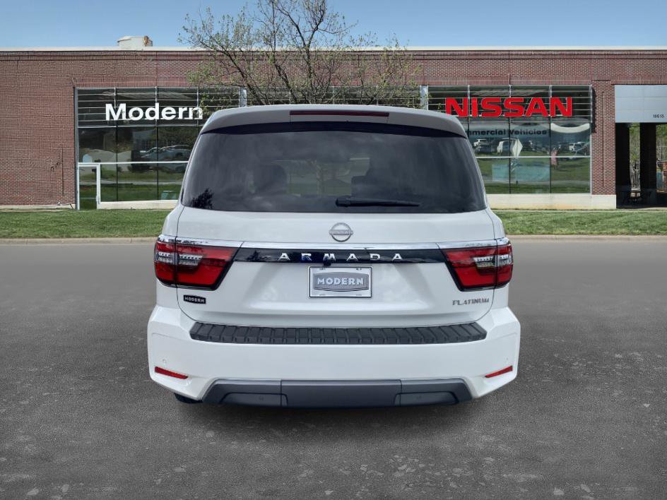 2022 Nissan Armada Platinum photo 2