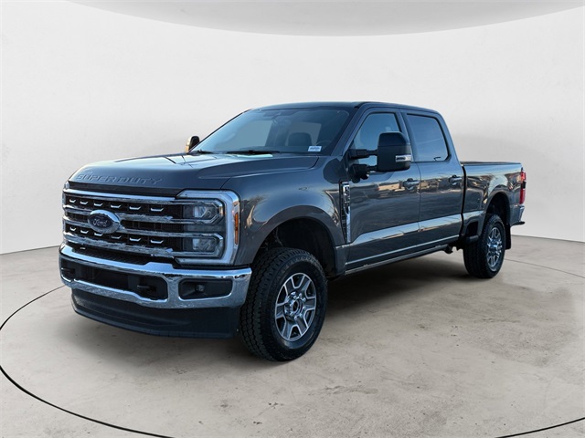 2026 Ford F-350 Super Duty Lariat's photo