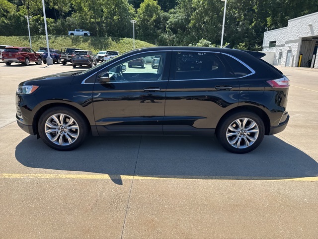 2024 Ford Edge Titanium photo 6