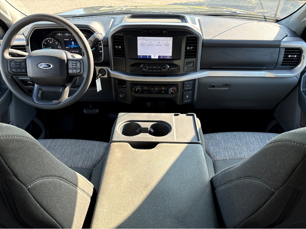 2023 Ford F-150 XLT photo 3