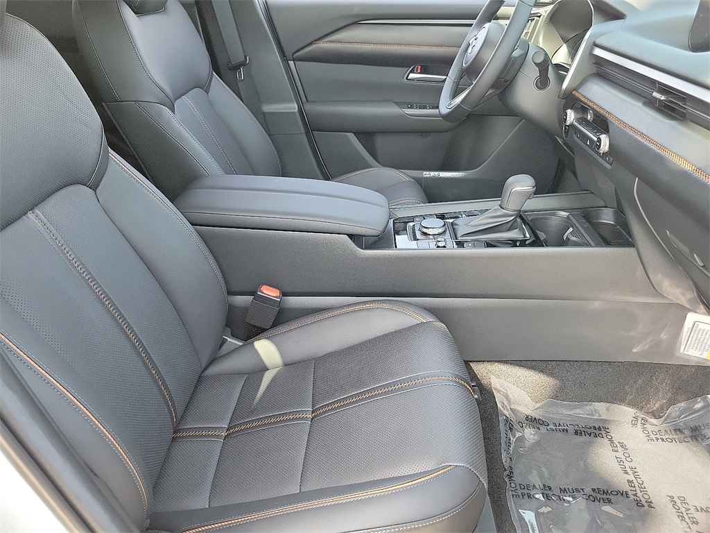 2025 Mazda CX-50 Premium photo 11