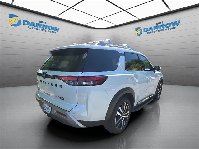 2023 Nissan Pathfinder Platinum photo 5