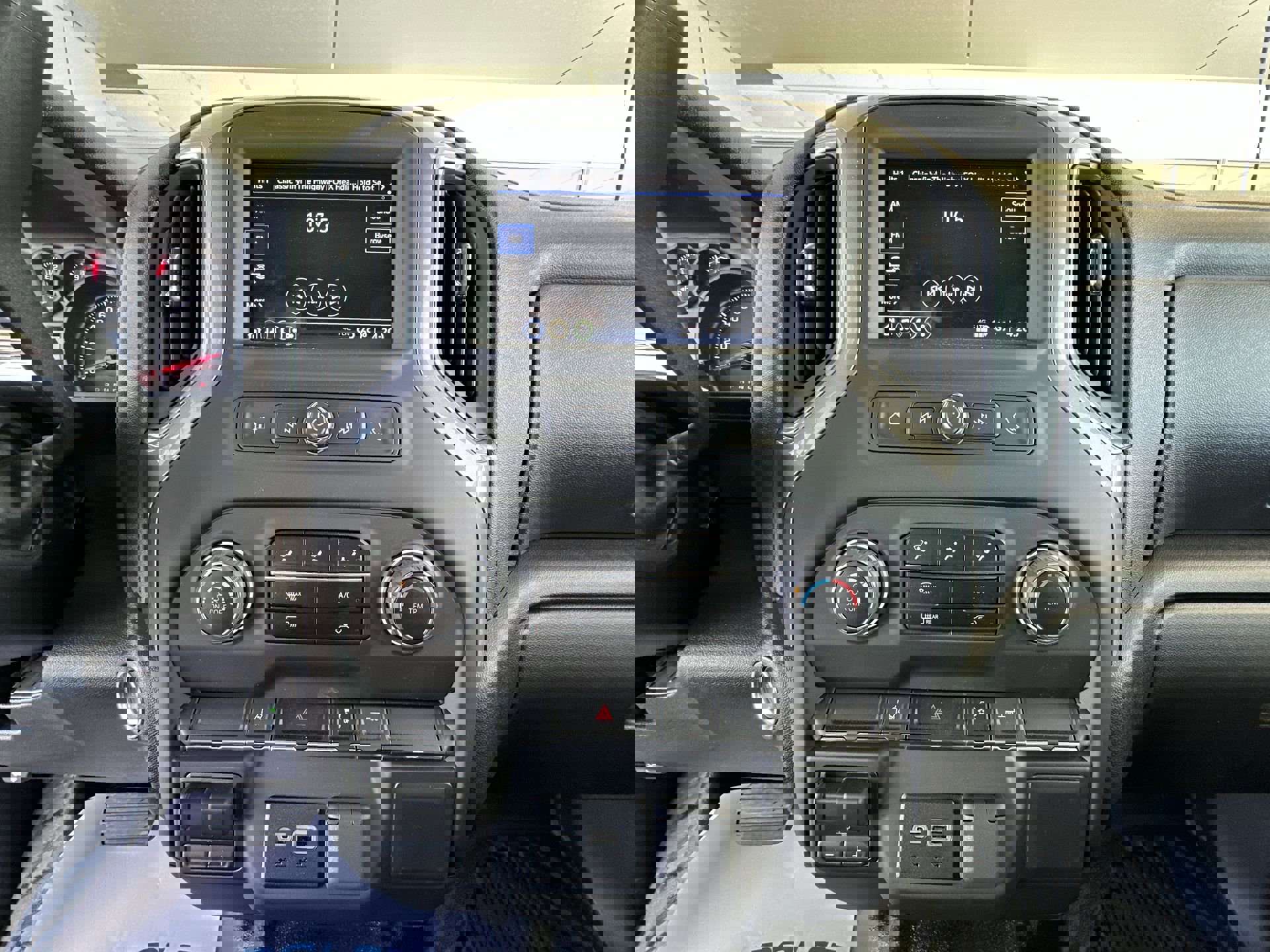 2025 Chevrolet Silverado 2500HD photo 25