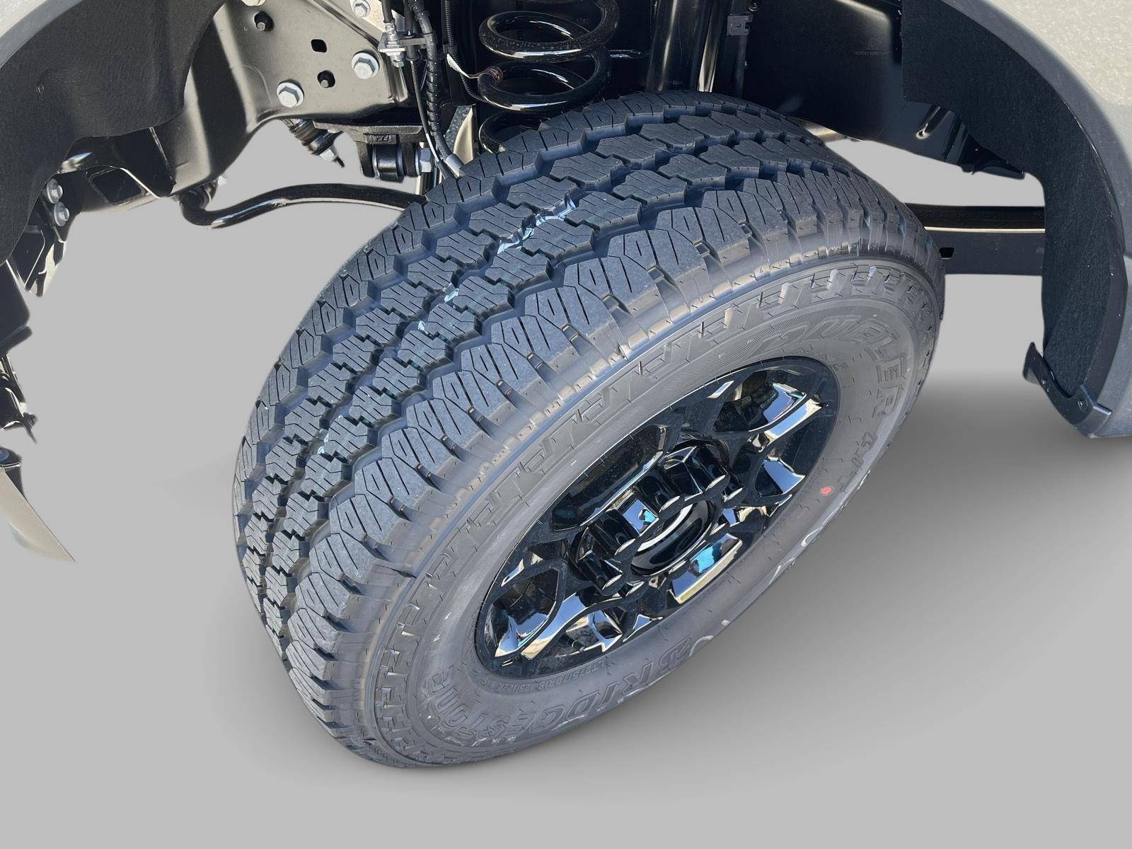 2026 Ford F-250 XL photo 4