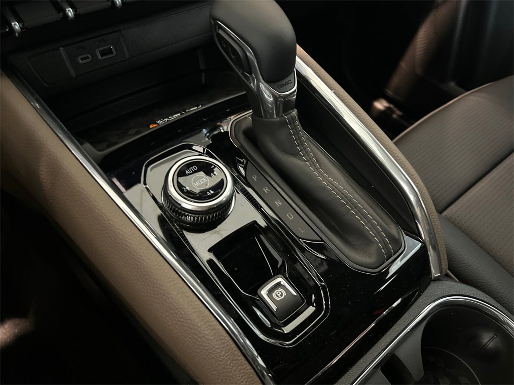 2026 GMC CANYON - Image 25