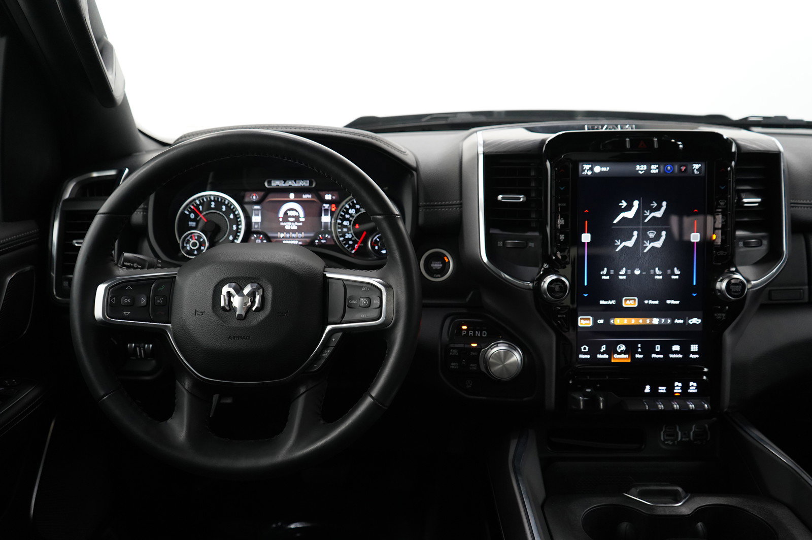 2024 Ram 1500 Laramie photo 12