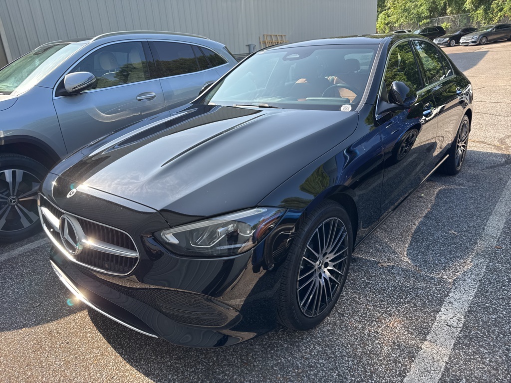 2025 Mercedes-Benz C-Class Sedan C 300's photo